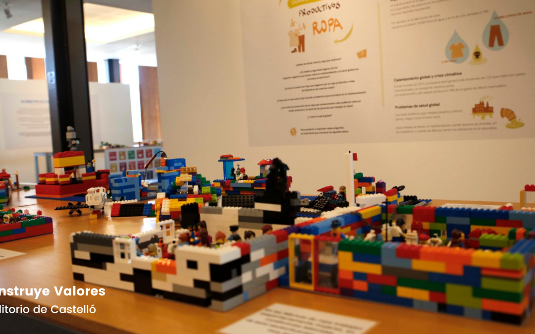 Visita virtual a la exposición de Construye Valores.