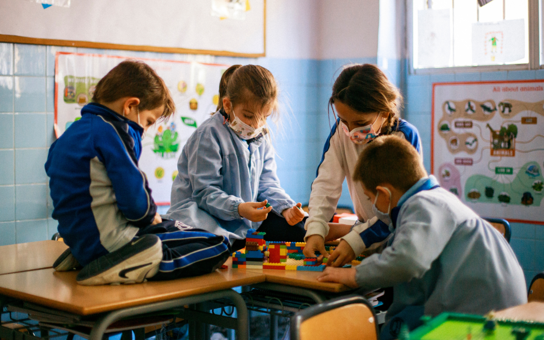 Red Construye Valores en València.