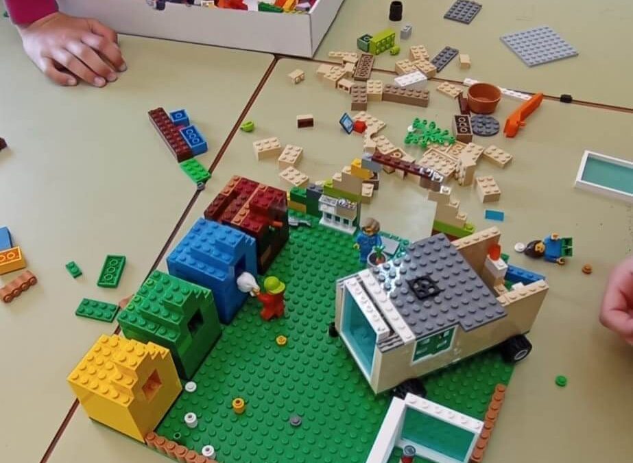 El alumnado del CEIP Mare de Déu de la Salut de Onil ha participado en ‘Construye Valores’