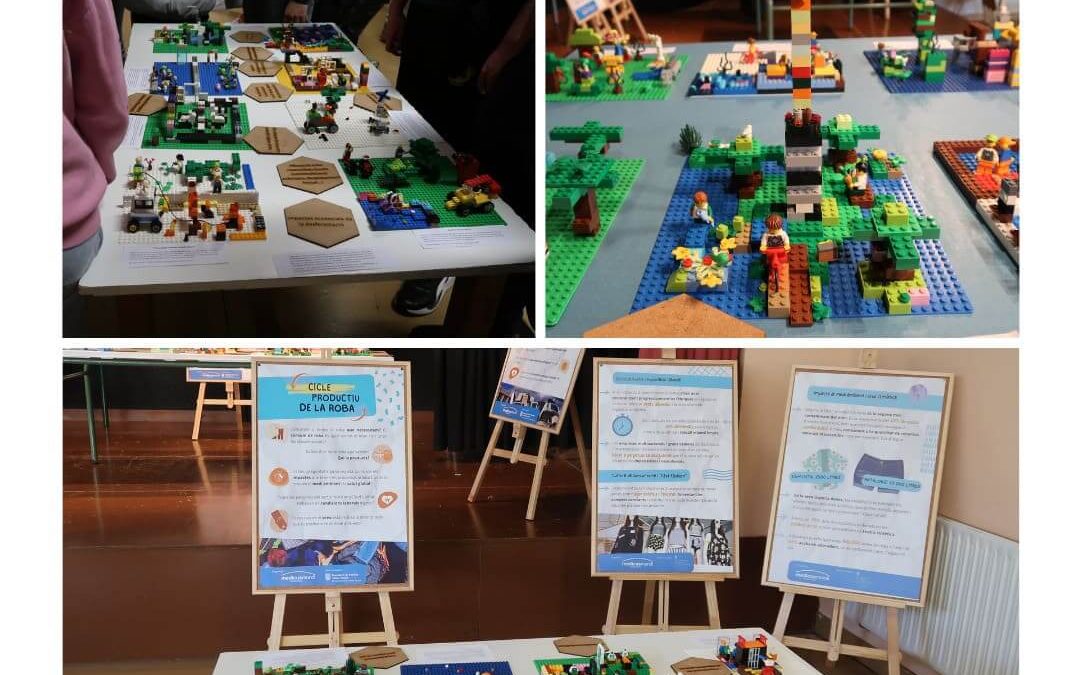El alumnado de 4.º de ESO construye futuros y conciencia con la exposición ‘Construyendo Valores’