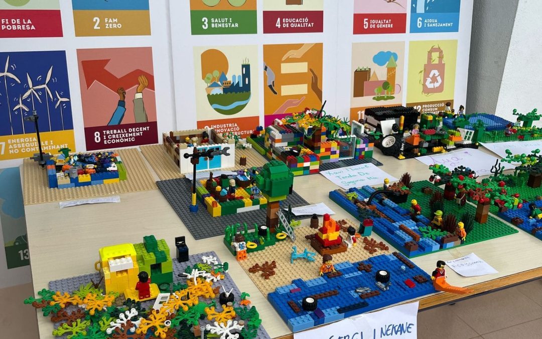 Niños y niñas de Vilafamés conciencian sobre la sostenibilidad climática con una exposición LEGO el 2 y 5 de mayo